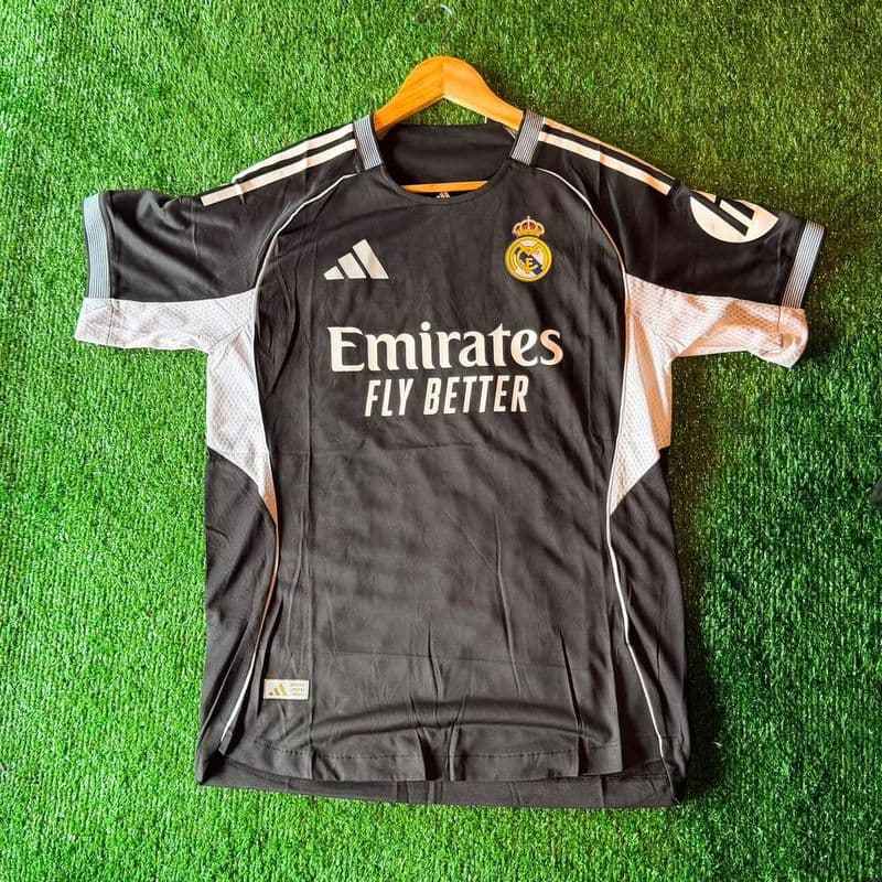 Camiseta Real Madrid 25/26' Alternativa