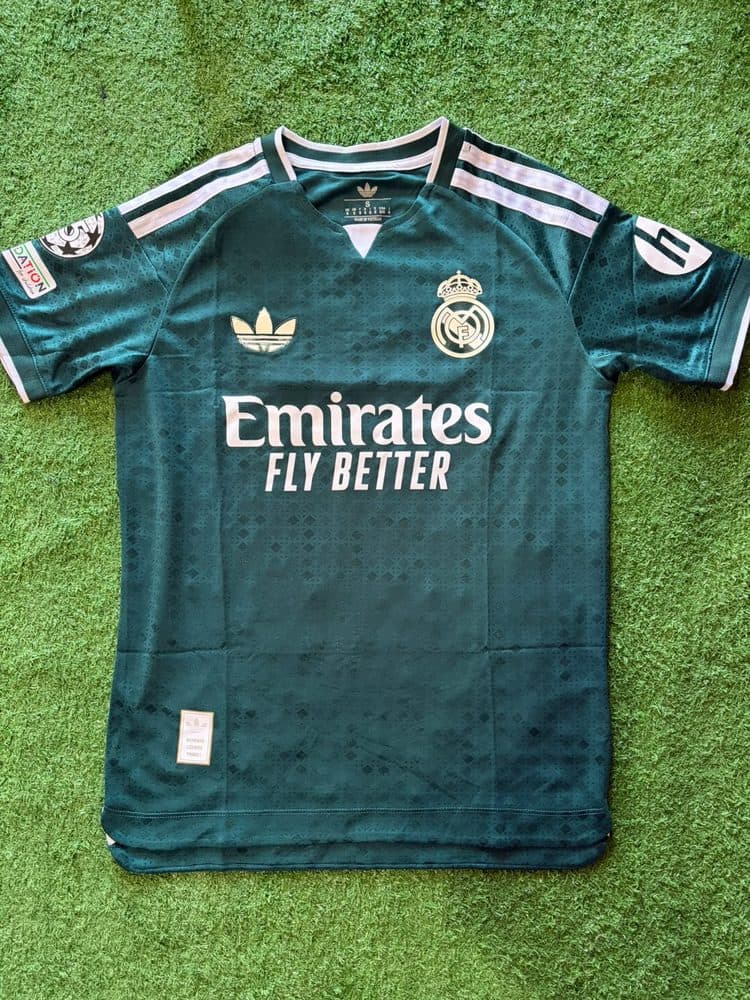 Camiseta Real Madrid Alternativa Verde (MBAPPÉ)